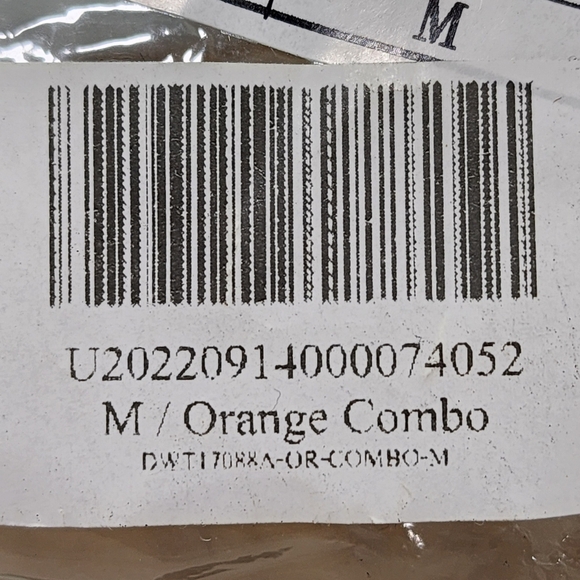 Davi & Dani Women's Textured Colorblock Oversized Sweater - M - Picture 10 of 10